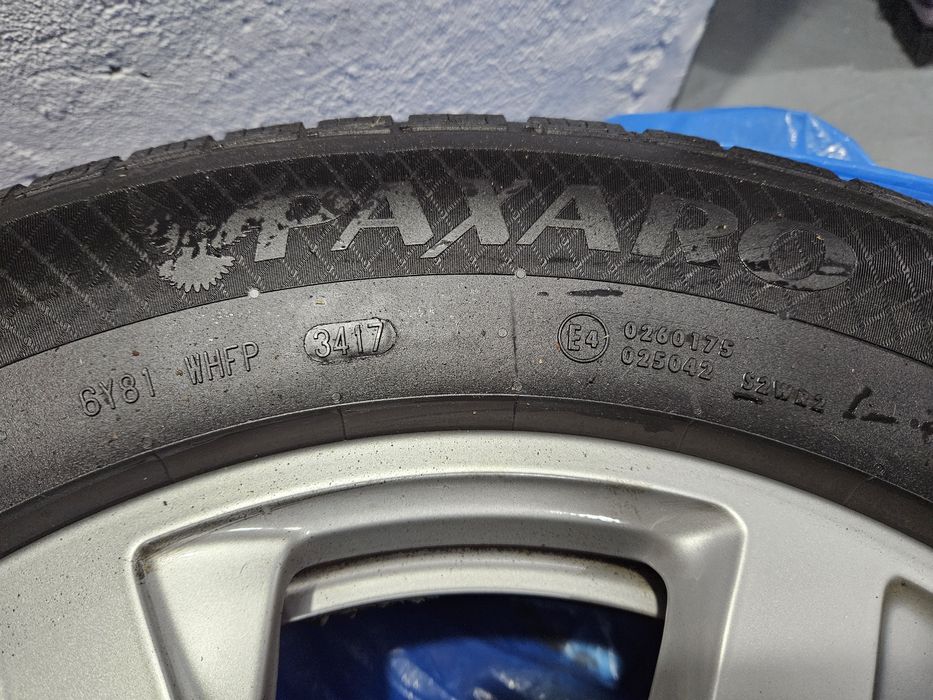 Cauciucuri de Iarnă 235 65 R 17 marca Paxaro