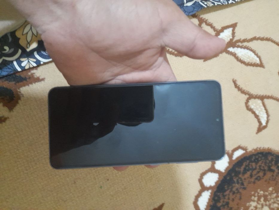 Samsung S 21 yangiday,sotiladi yoki obmen