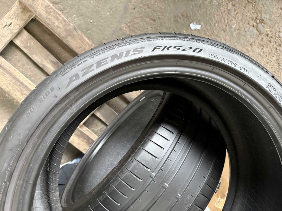2x Anvelope Vara 255/35 R19 - Falken Azenis FK520