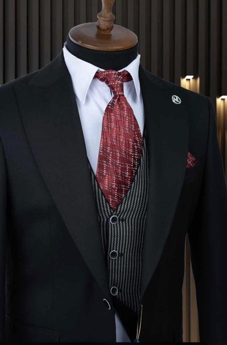 Vand franciza magazin costume barbati