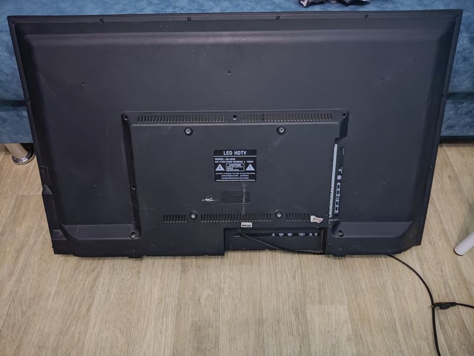 Телевизор JUMP 42 диагональ.