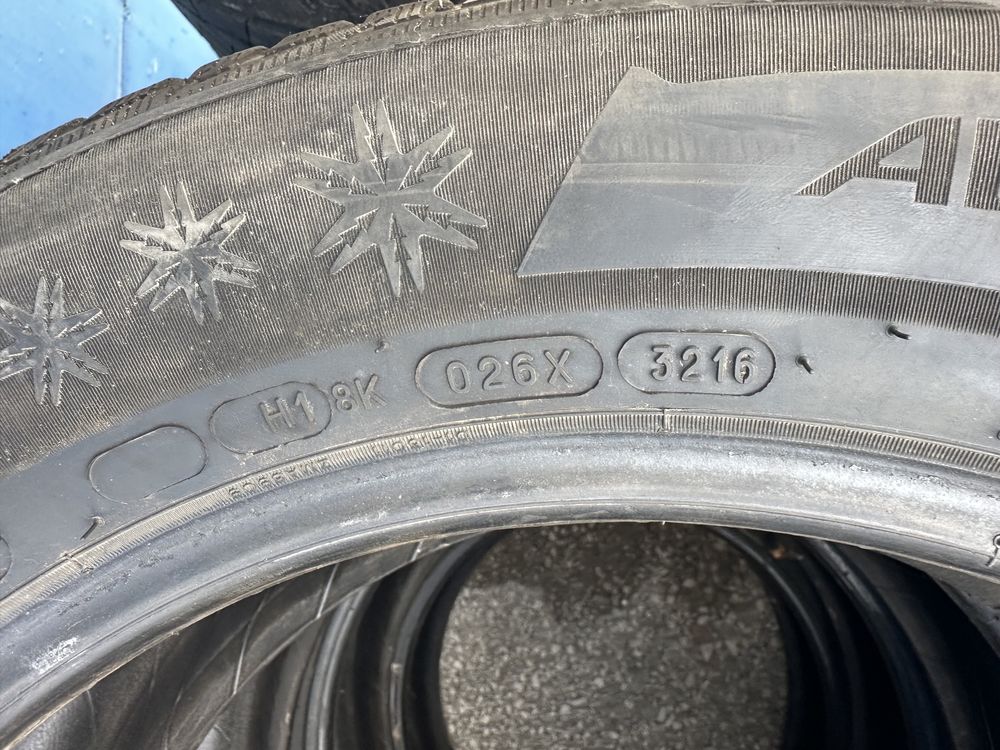 225/55/17 зимни гуми Michelin Alpin