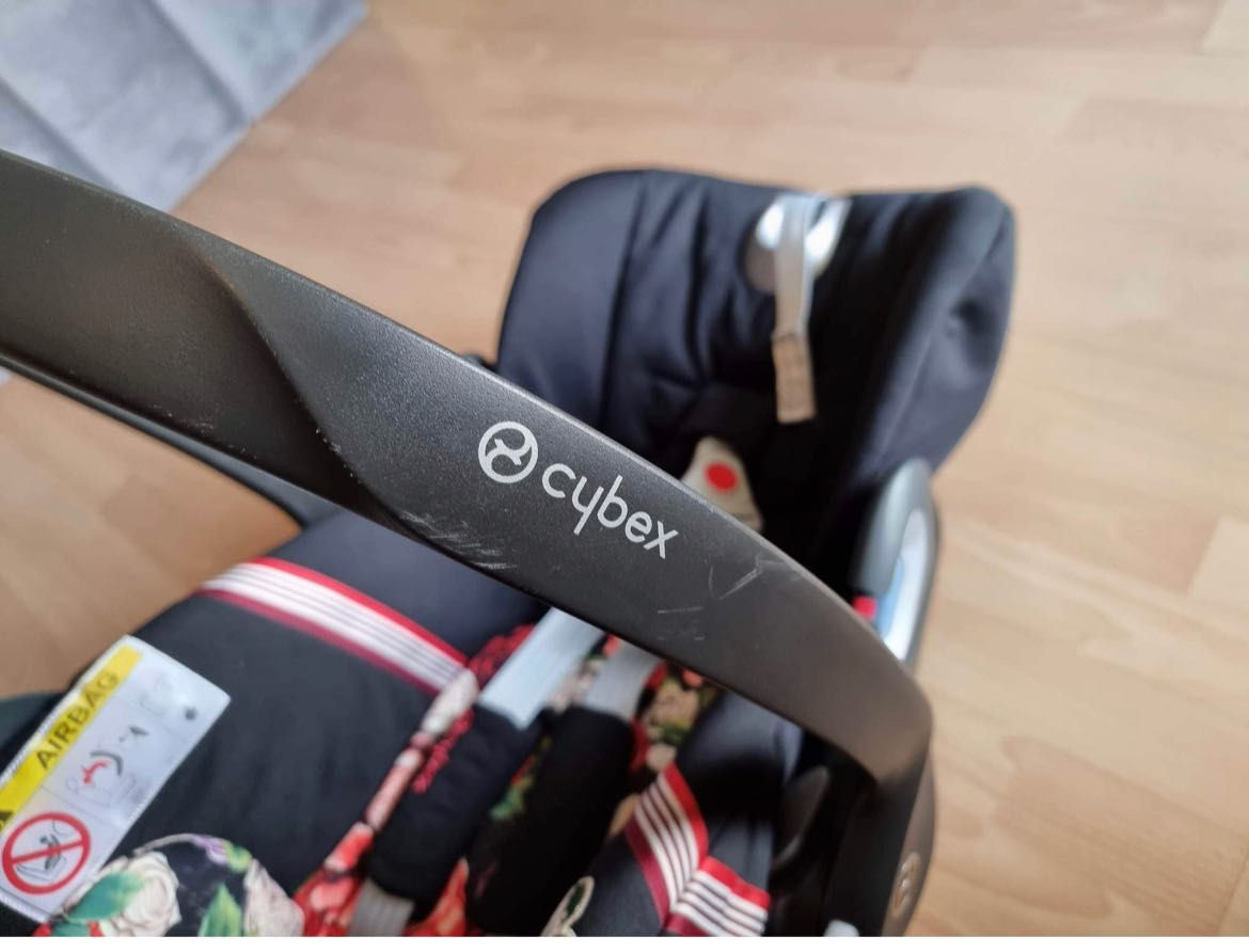 Стол за кола Cybex Cloud Z i-size Spring Blossom