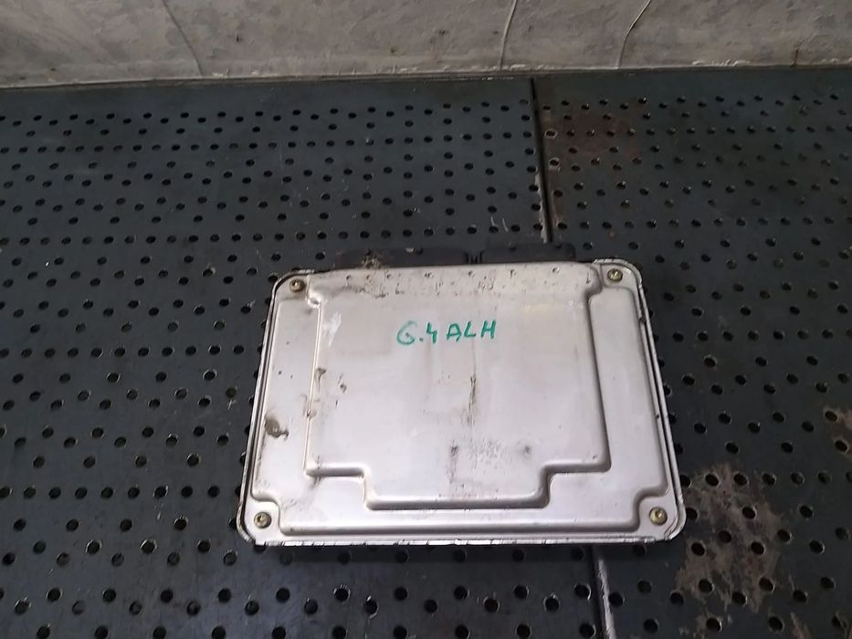Ecu calculator motor 1.9 tdi vw golf 4 1j 038906012m 0281001979
