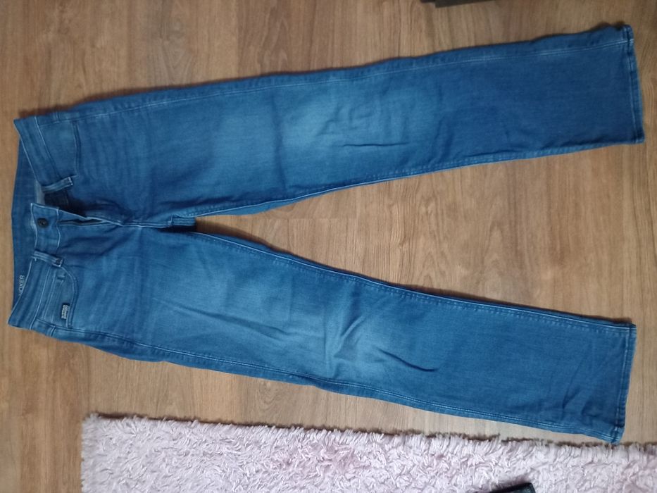 Четири чифта дамски  дънки Tommy Hilfiger, G star и други