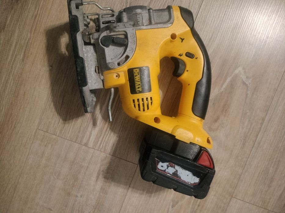 Fierăstrău pendular adaptat milwaukee m 18