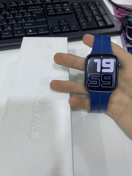 Apple Watch Series 7 • 45 мм • 32 GB • 85%