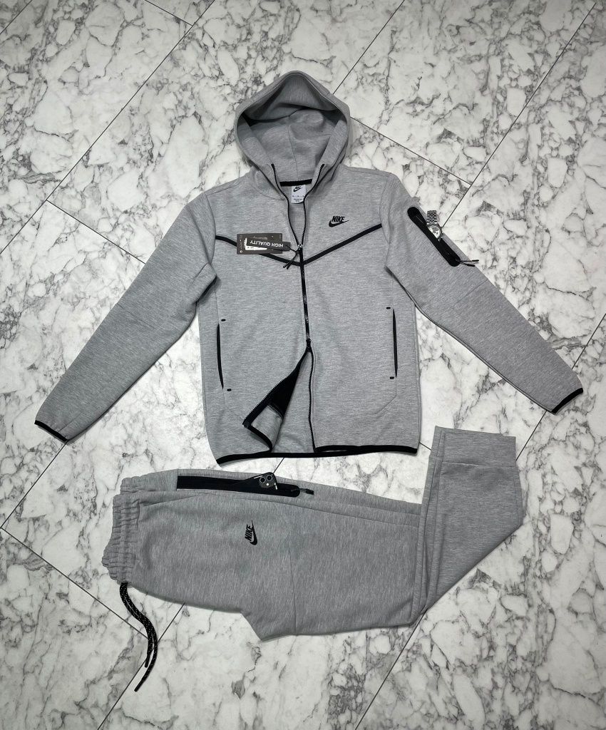 Nike Tech Fleece | Mai multe modele