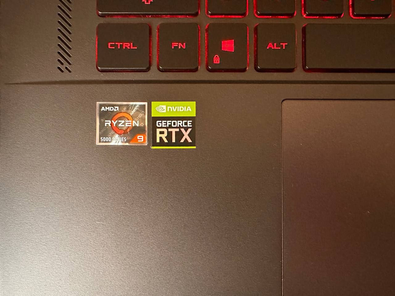 Asus rog zephyrus r9 5900hs/3080