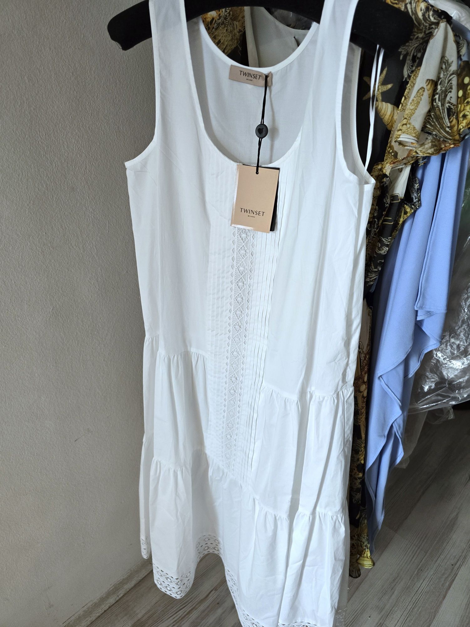 Бяла памучна рокля Twinset с дантела,размери 42 S/M,44/M/L,50/ХЛ,нова!