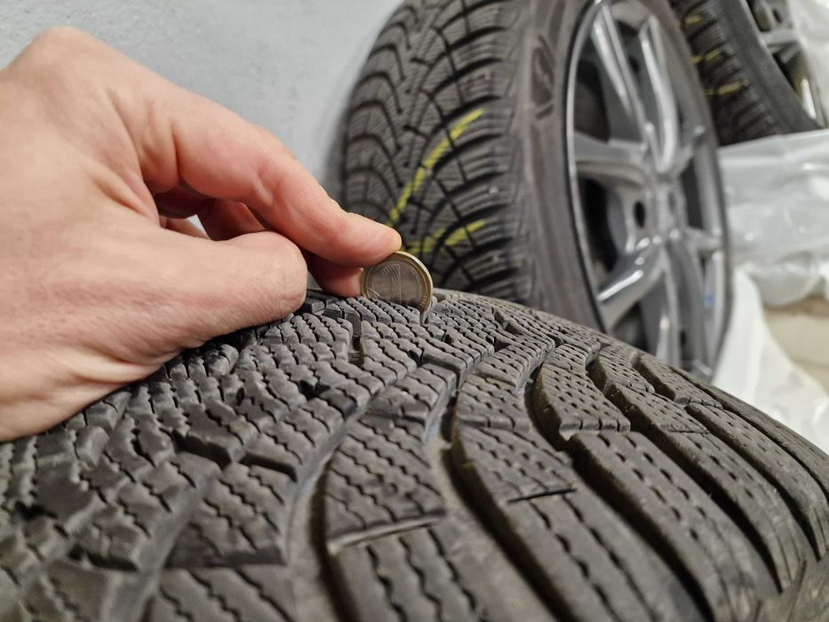 4 бр зимни гуми Goodyear Ultra Grip 9+ 195/55/16 87T (на 2 сезона)