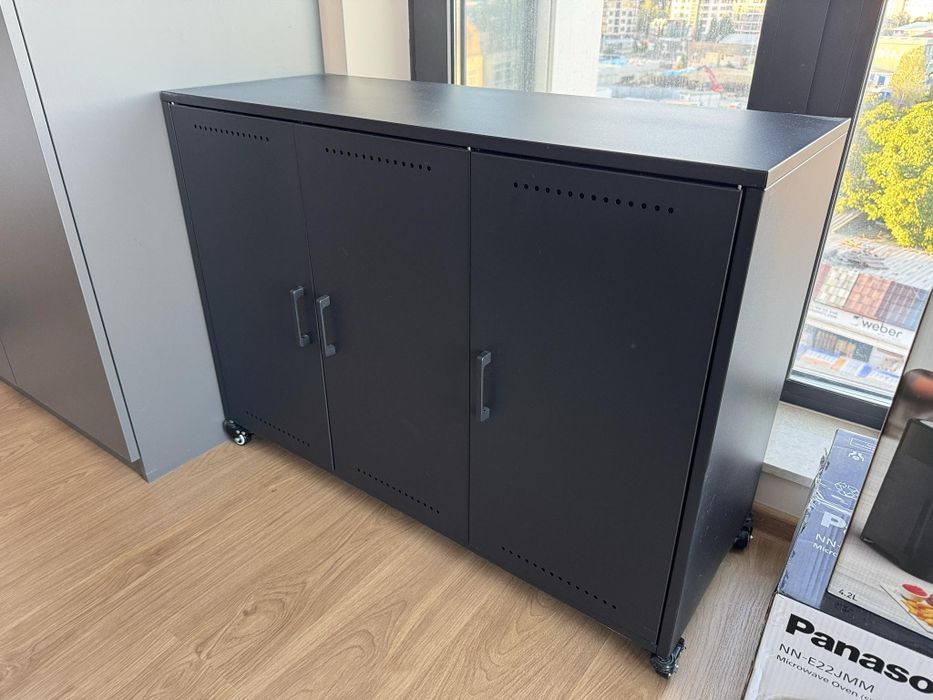 Метални офис и картотечни шкафове Ikea,Malov