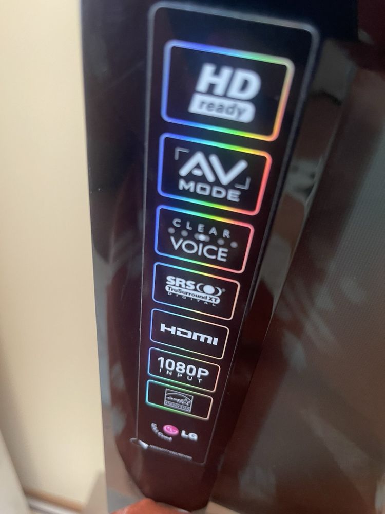 Телевизор LG 50.