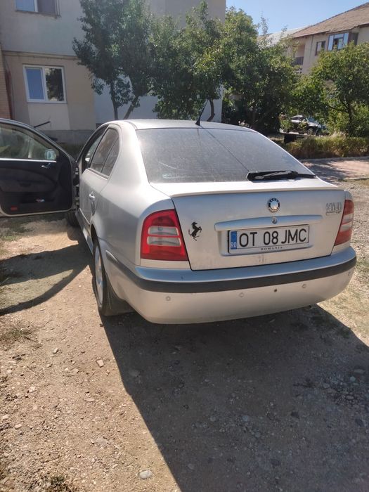Vând Skoda Octavia