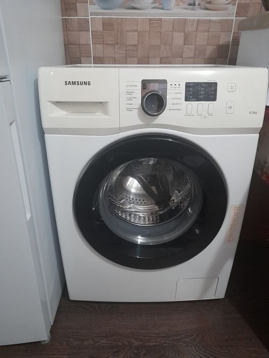 Продам стиральную машинку автомат