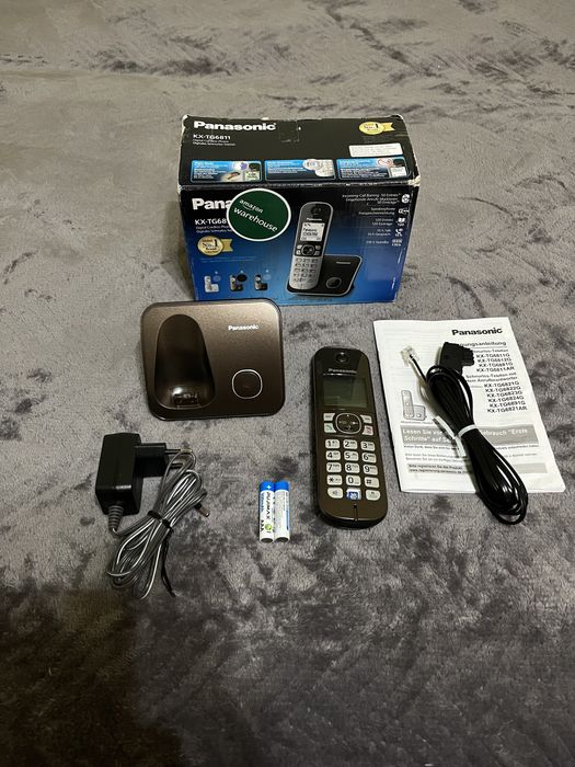 Telefon fix Panasonic KX-TG6811