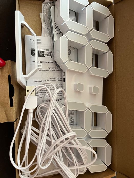 Модерен LED часовник