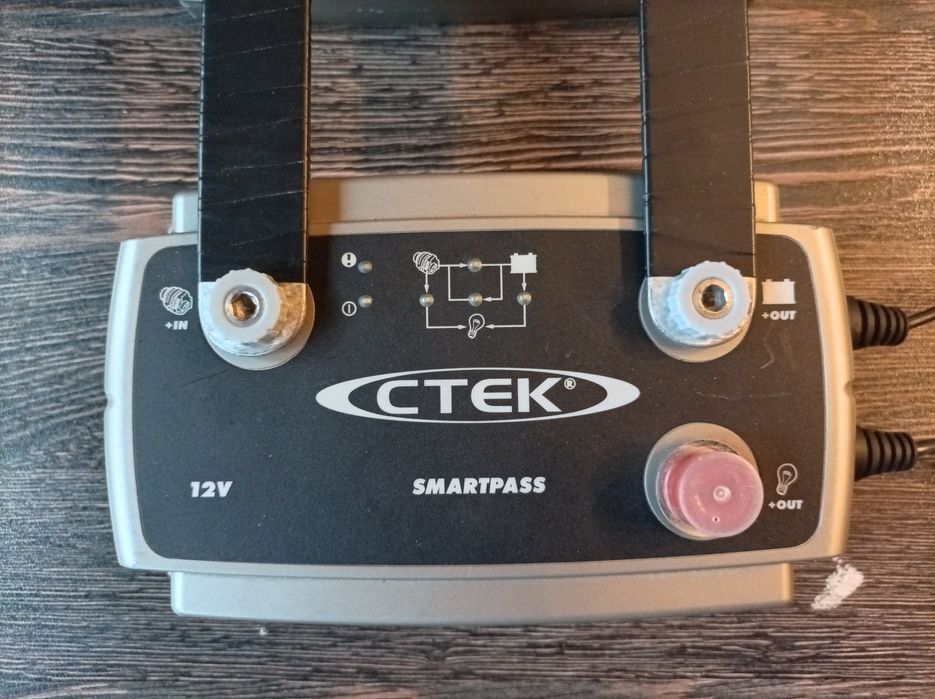 Зарядно ctek d250s dual smartpass