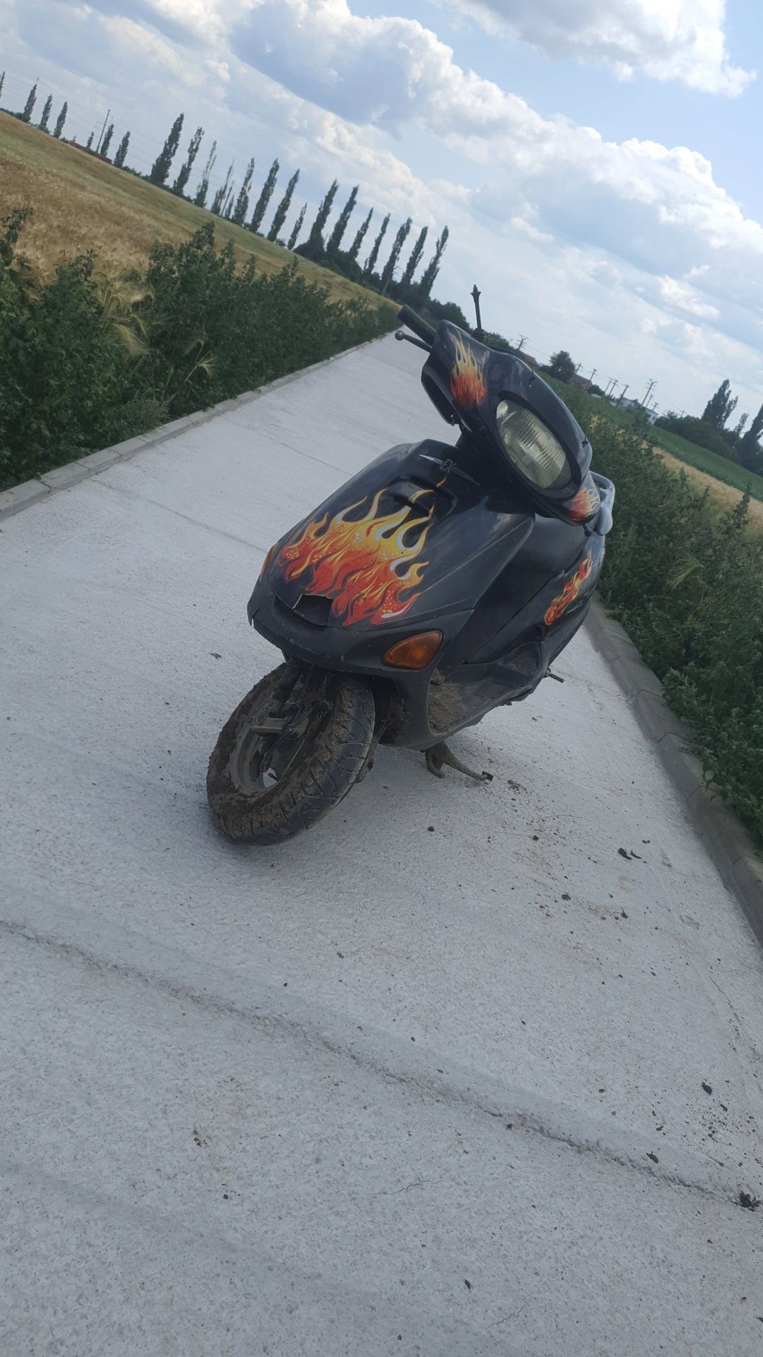 vand scuter Honda Bali