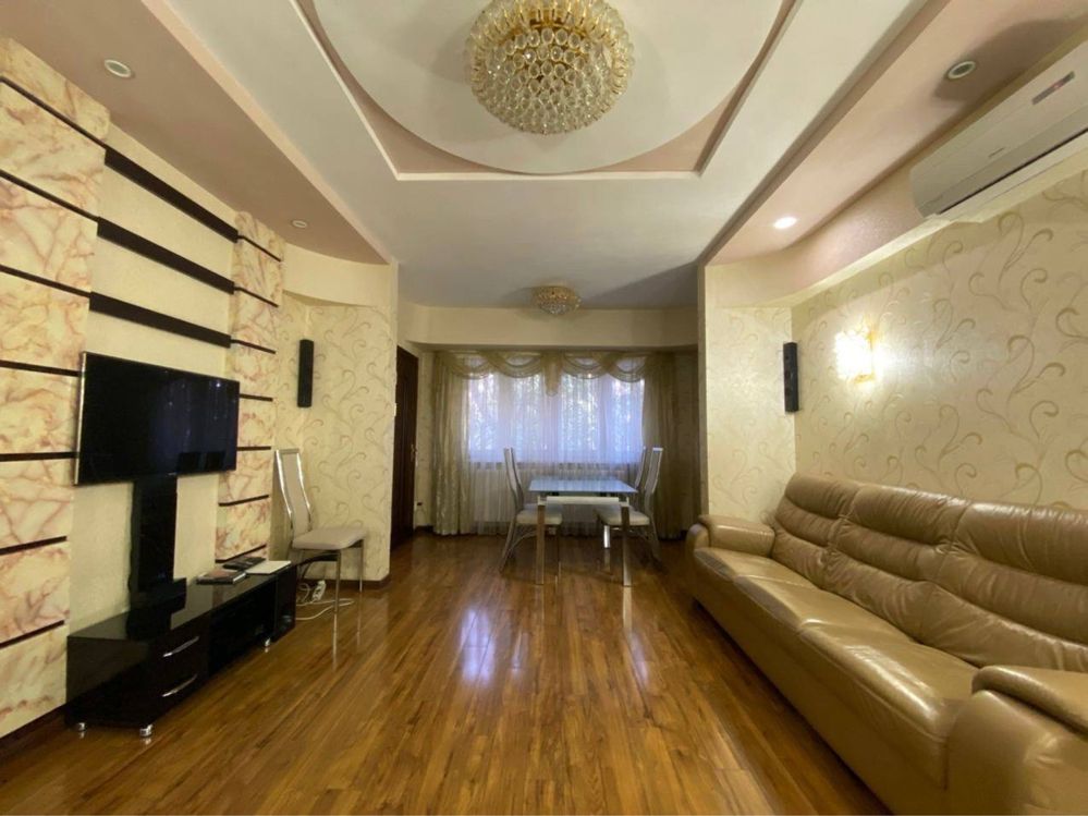Срочно! Продаётся квартира на Ц-4  3/2/9 квартира ор. Корзинка Аксу