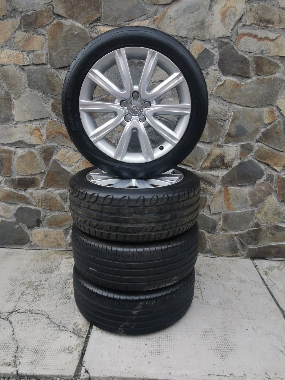 Jante originale Audi R18+cauciucuri vară 245/45/18