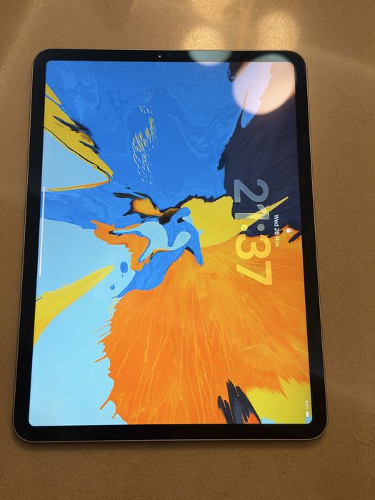 Ipad Pro 11” (2018), 64GB, Wi-Fi, Space Gray si Pencil
