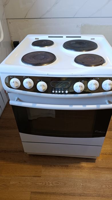 Продам электроплиту