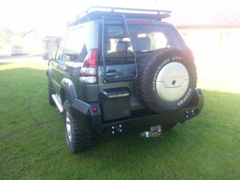 Scara TOYOTA LAND CRUISE J120 din OTEL pentru usa din spate