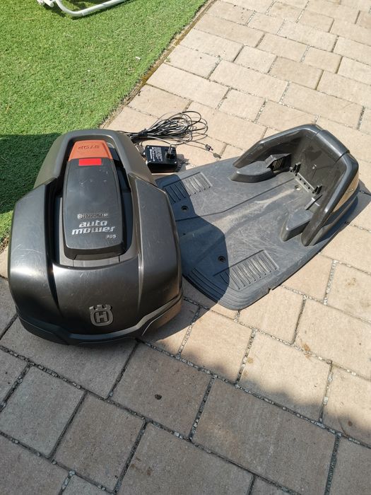Huzqvarna auto mawer 305