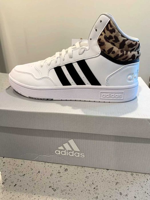 Дамски кецове adidas