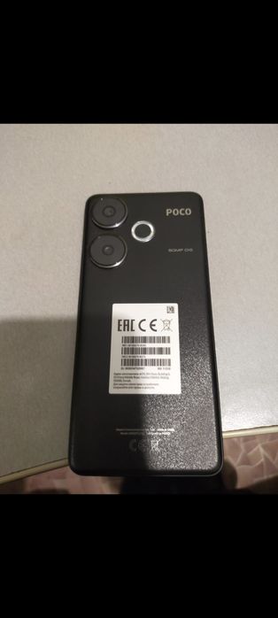 Продам новый поко f6