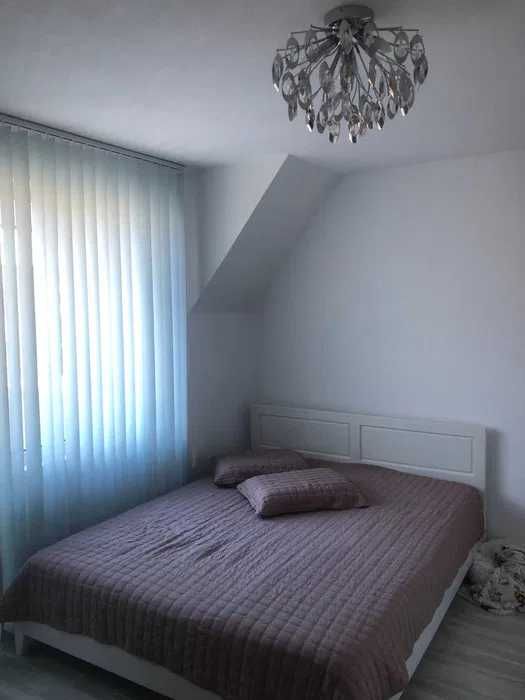 Дава се под наем Двустаен апартамент в Поморие - 69 кв.м за 175 € - Снимка #2