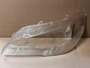 Ляв фар (шофьорски) стъкло BMW X5 E70 Слоци