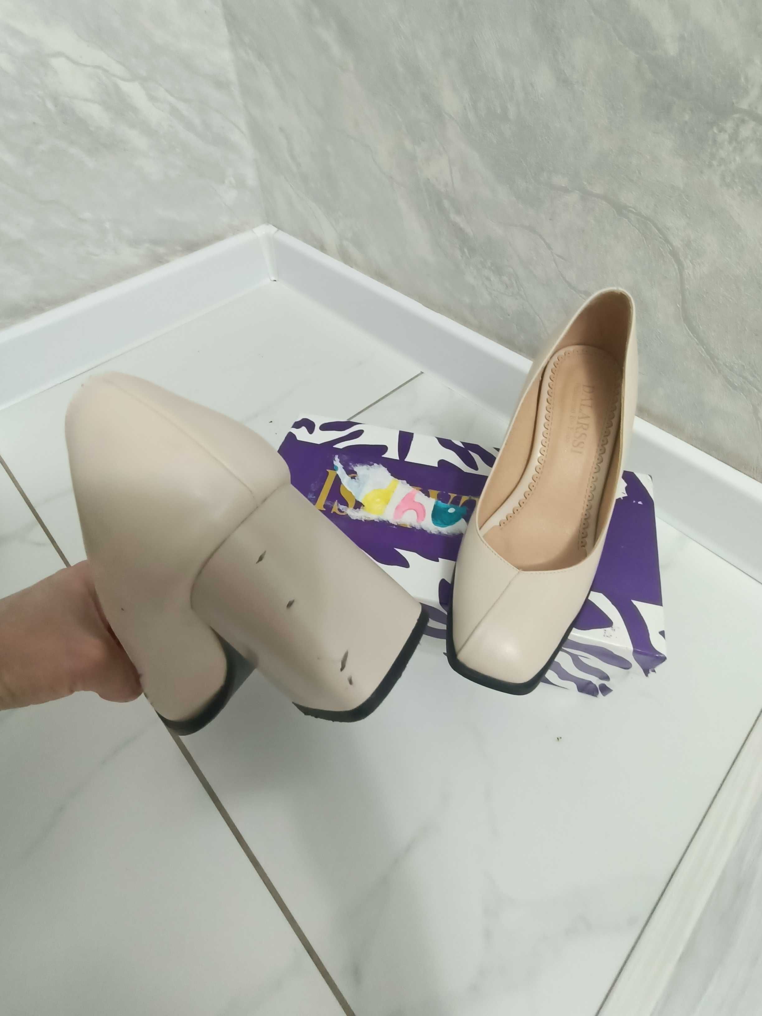 Продам туфли 36р