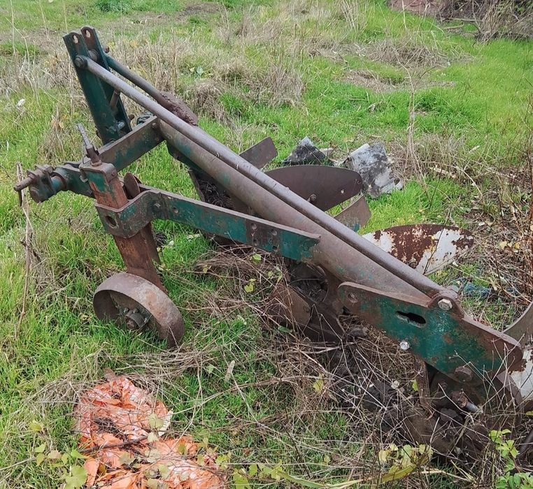 Plug PP4 tractor U650