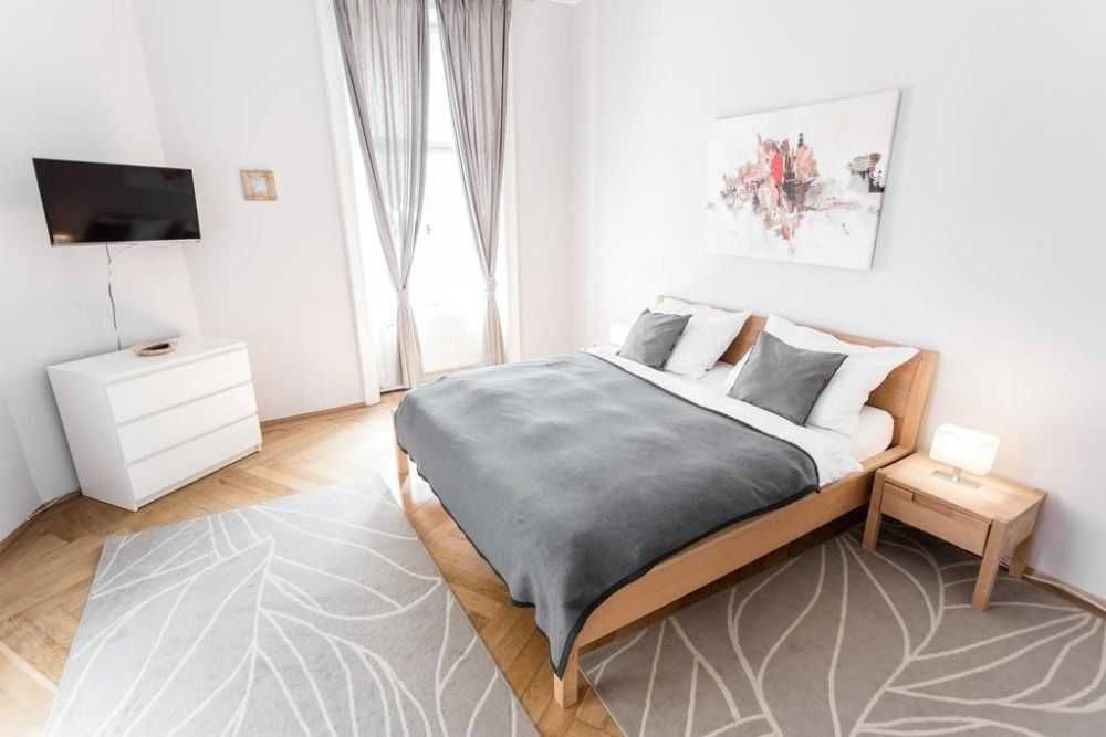 Дава се под наем Тристаен апартамент в София, Бояна - 105 кв.м за 642.6 € - Снимка #1