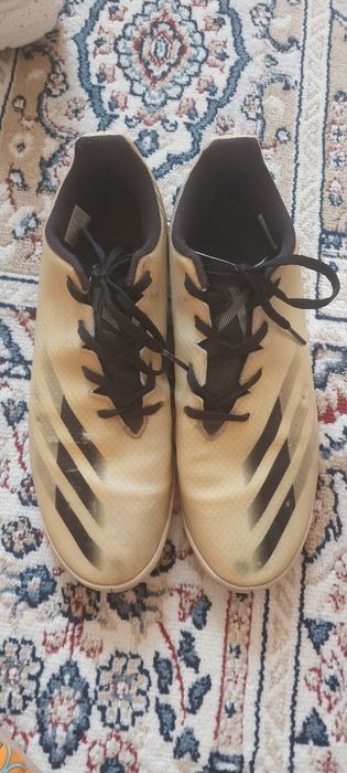 Мужской кеды сатылады