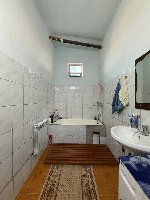 TAYYOR 6 sotiqli kottedj sotiladi