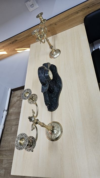 Antikvar soat va Shamdon sotiladi xolati ideal