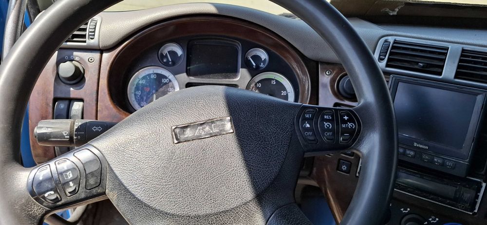 Daf CF75,435.000 km,an 2007, AUTOPLATFORMA cu rampa de incarcare