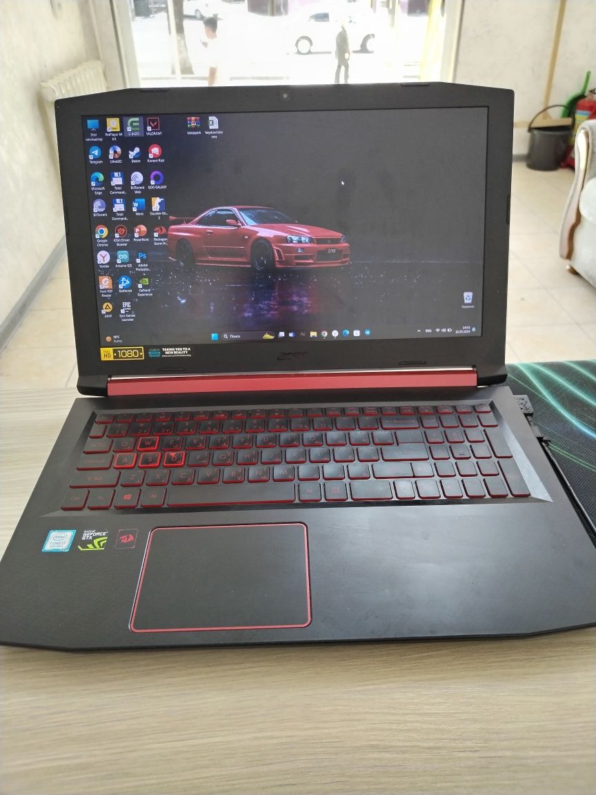 Acer nitro 5  i7 8th gen