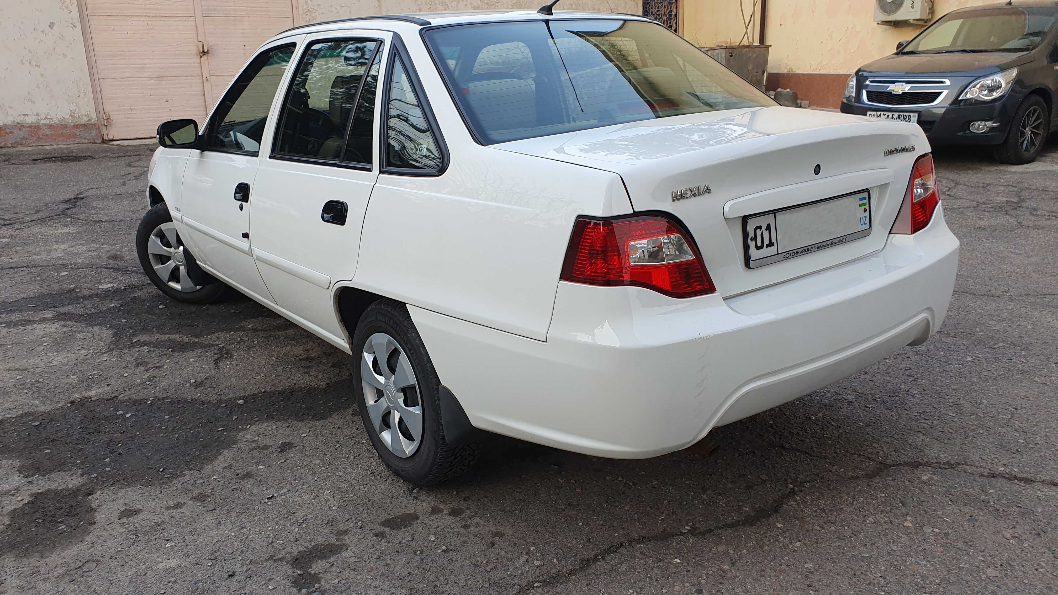 Chevrolet Nexia 2 (SOHC | Белый | 05.2014 | 91 тыс. км)