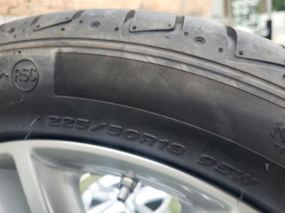 2 бр летни 225/50/18 Hankook