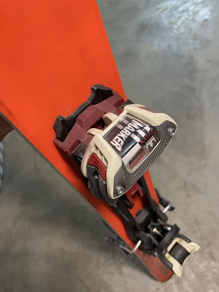 Schi de tura Salomon QST 106