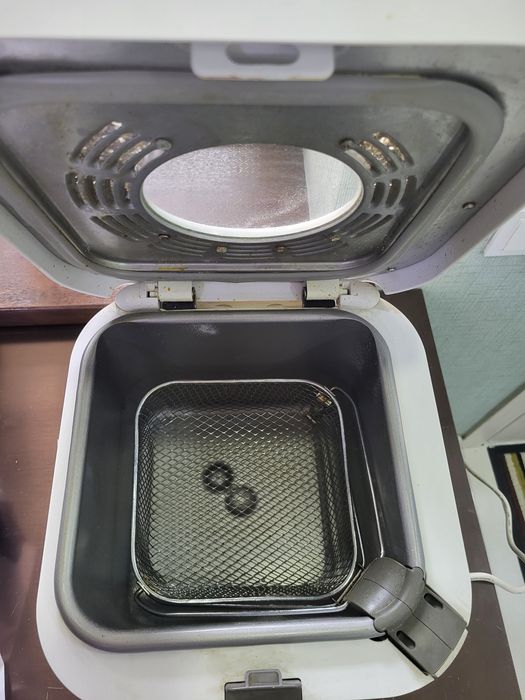 Фритюрница Kenwood  ( Korea)