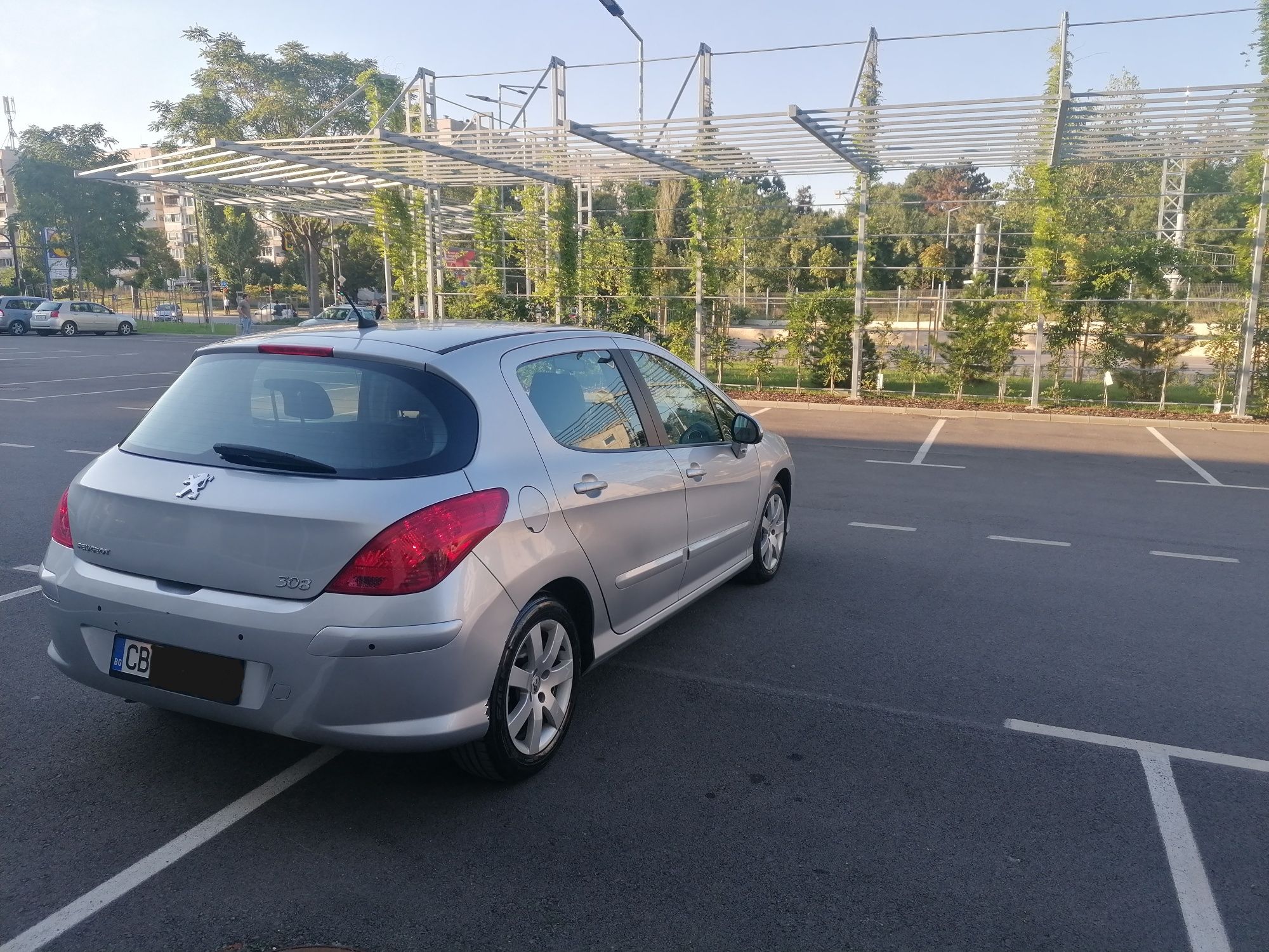 PEUGEOT  308 1.6 HDI