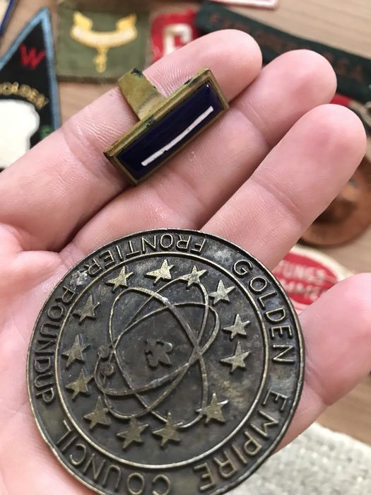 Embleme vechi cercetasi