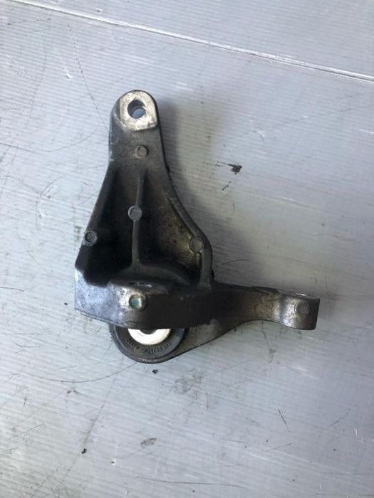 suport cutie viteza 1.6 tdci ford focus 2