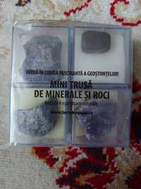 Vând mini colecție de minerale