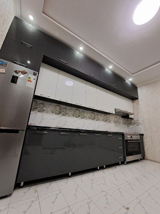 Кухня на заказ 900000